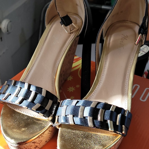 Herstyle wedges - Picture 1 of 2